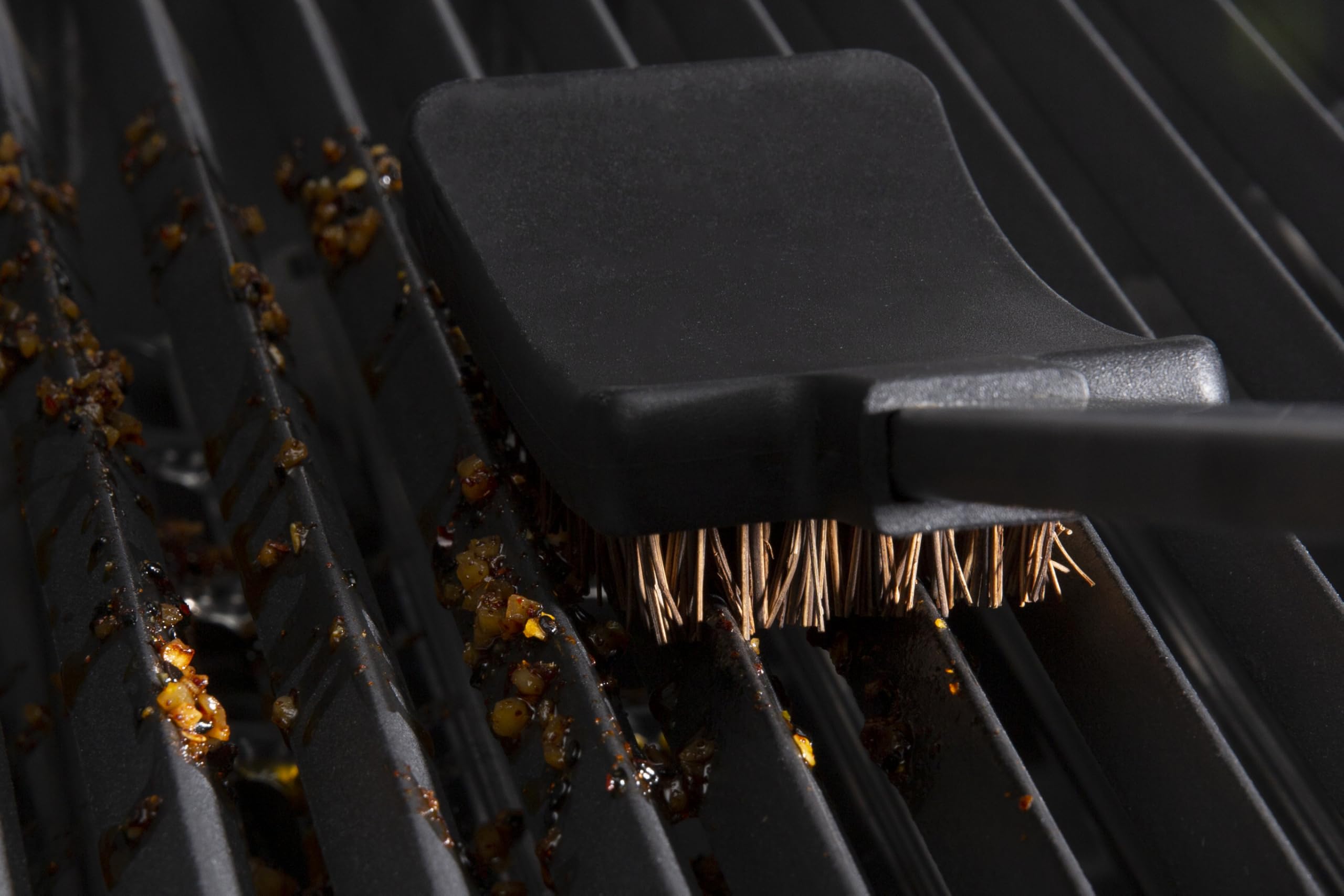 Broil King replacement heads in use on a warm grill
