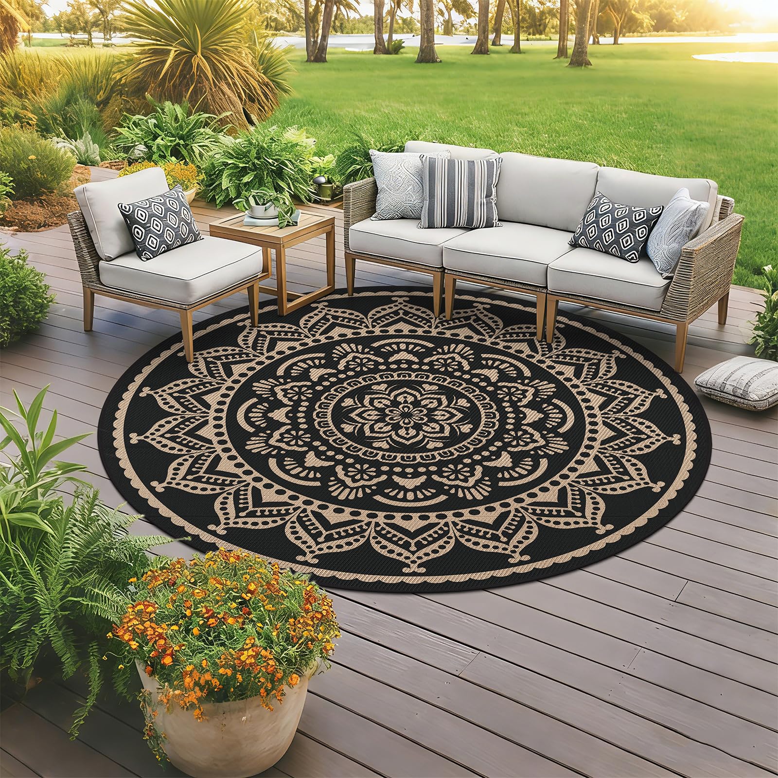 Bsmathom Outdoor Rug 6ft Round folded with carry bag
