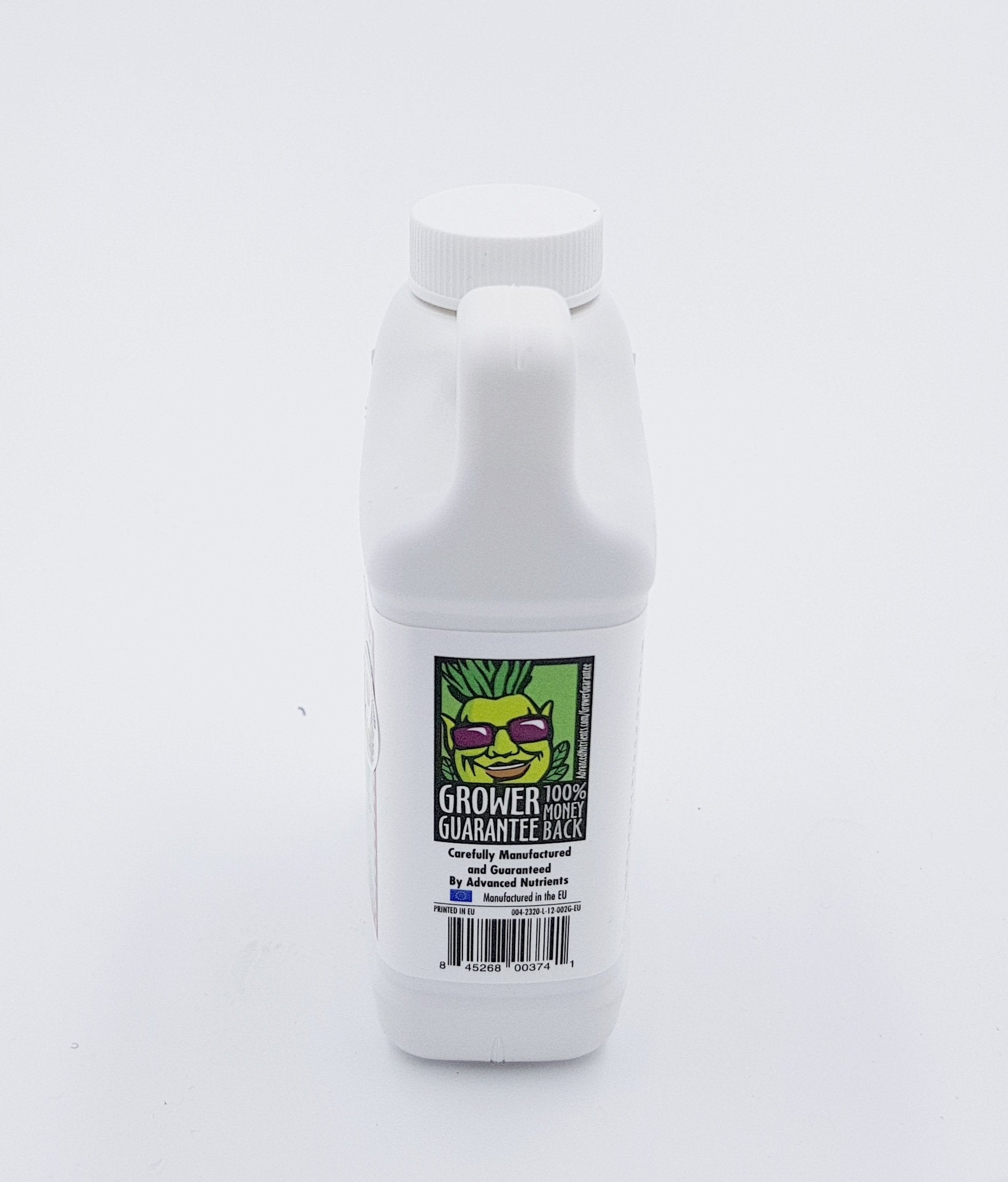 Bud Candy 250mL liquid supplement in a hydroponic setup