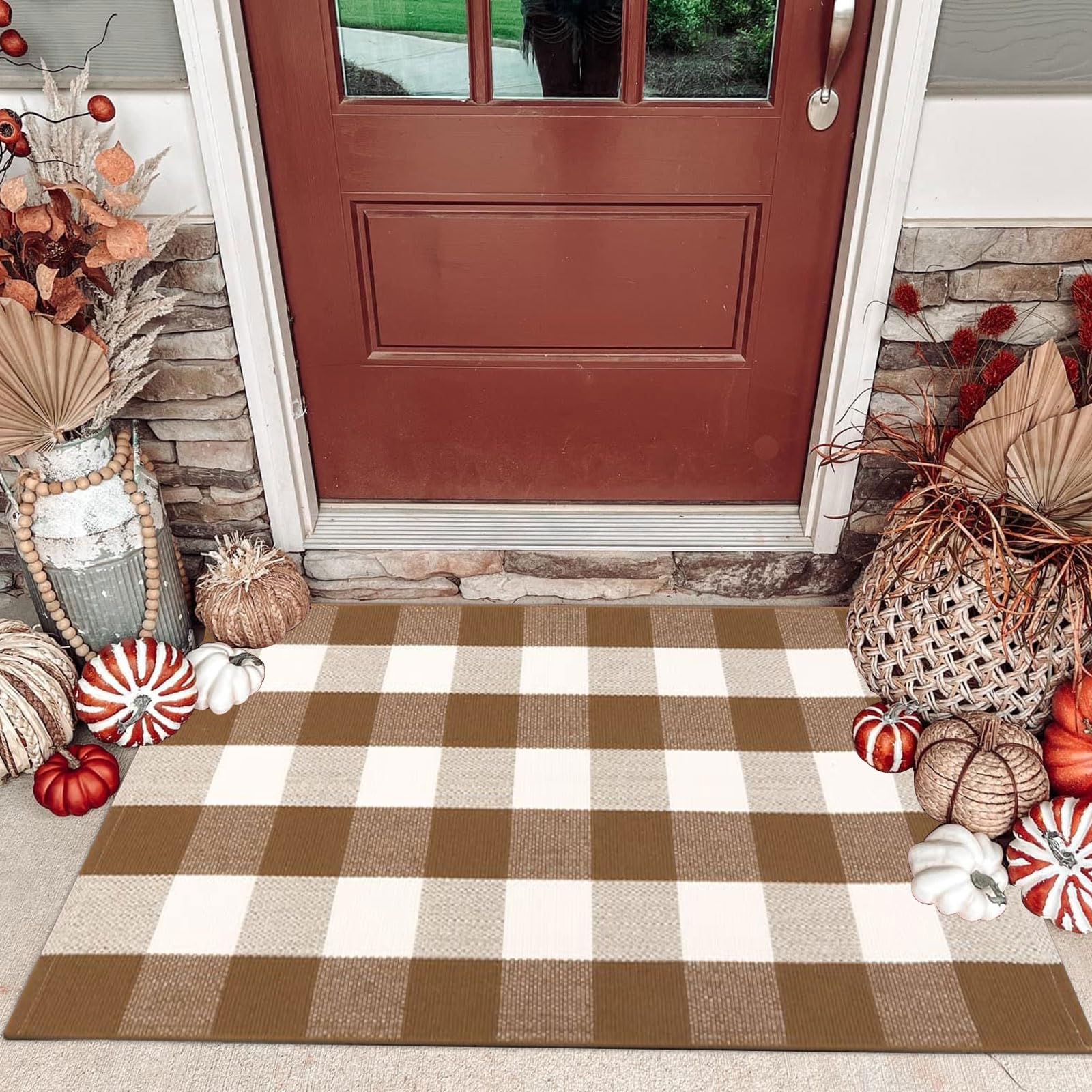 CAINANEL Buffalo Check Outdoor Rug front view in coffee and white