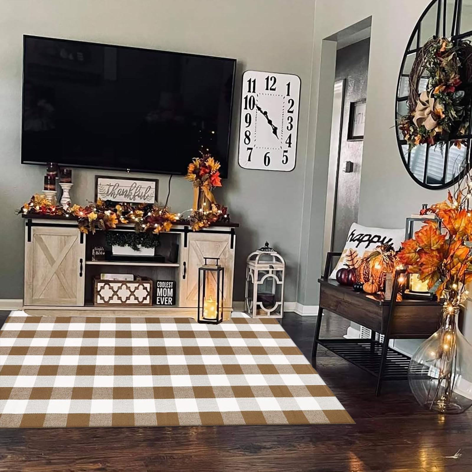 CAINANEL Buffalo Plaid Outdoor Rug side view showcasing the cotton material
