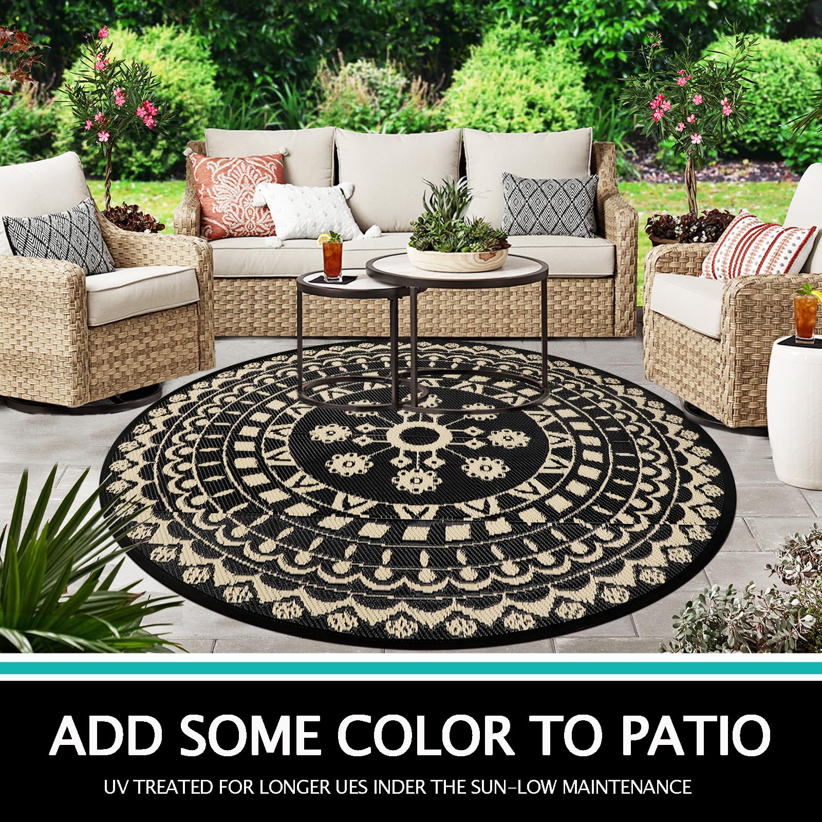 Capslpad outdoor rug displayed at the beach