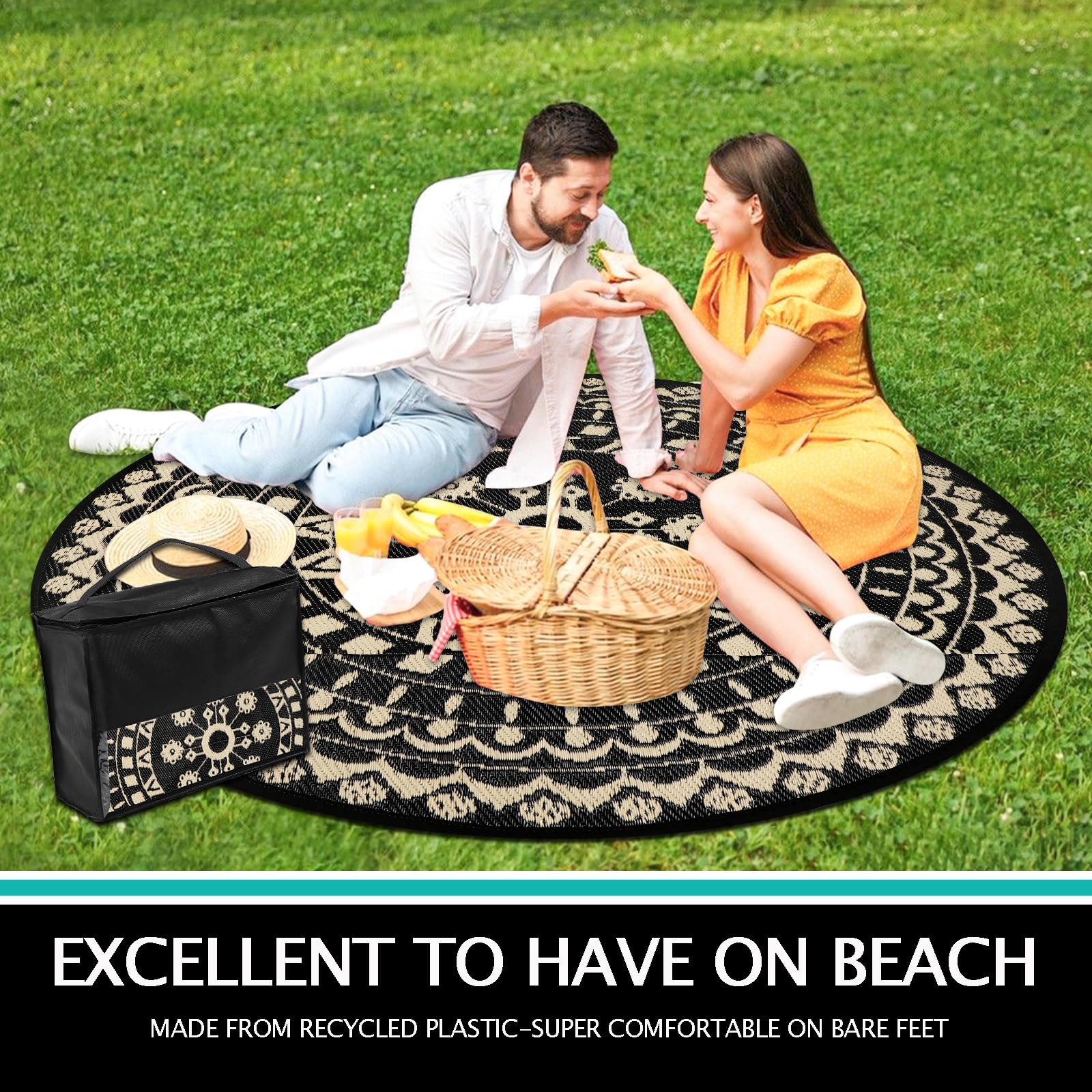 Capslpad rug at a picnic setting
