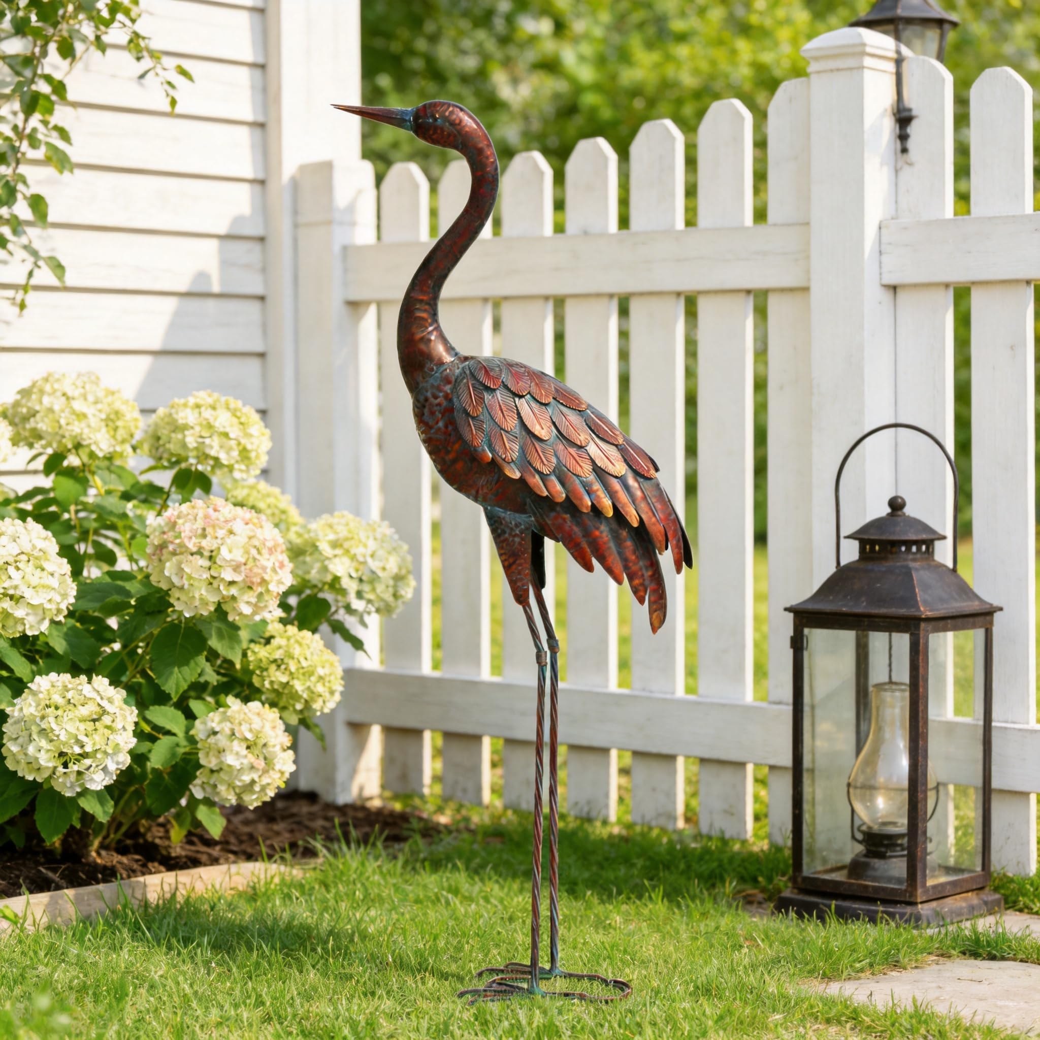 chisheen Outdoor Garden Crane Statue in a garden setting