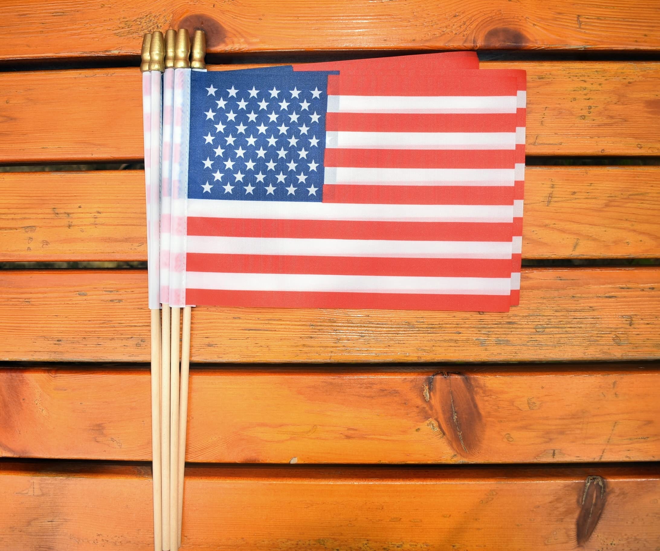 Ckexin Mini American Flags set displayed outdoors