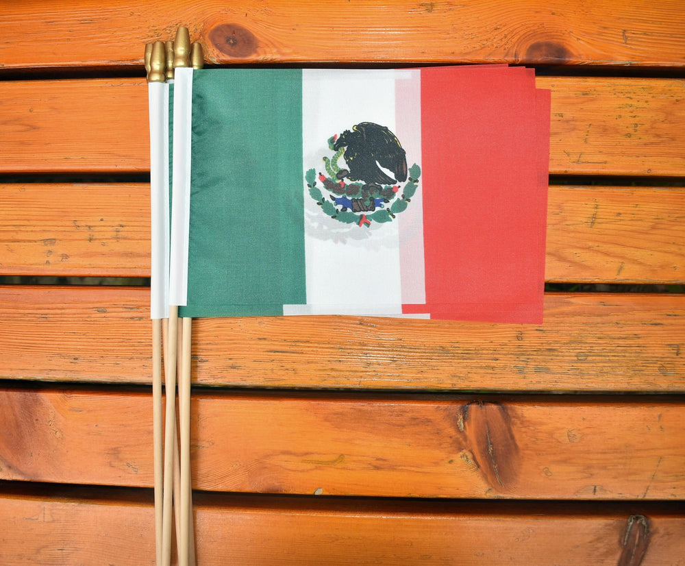Ckexin Mini Mexican Flags displayed at a festive event