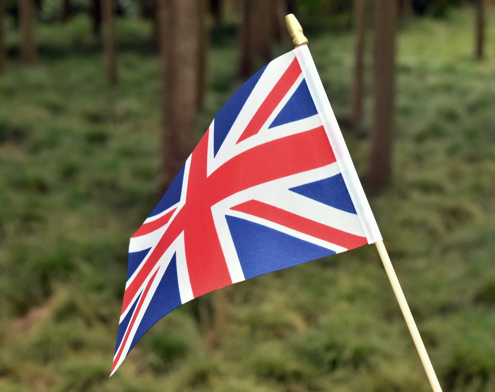 Ckexin UK flags with antique gold spear tips