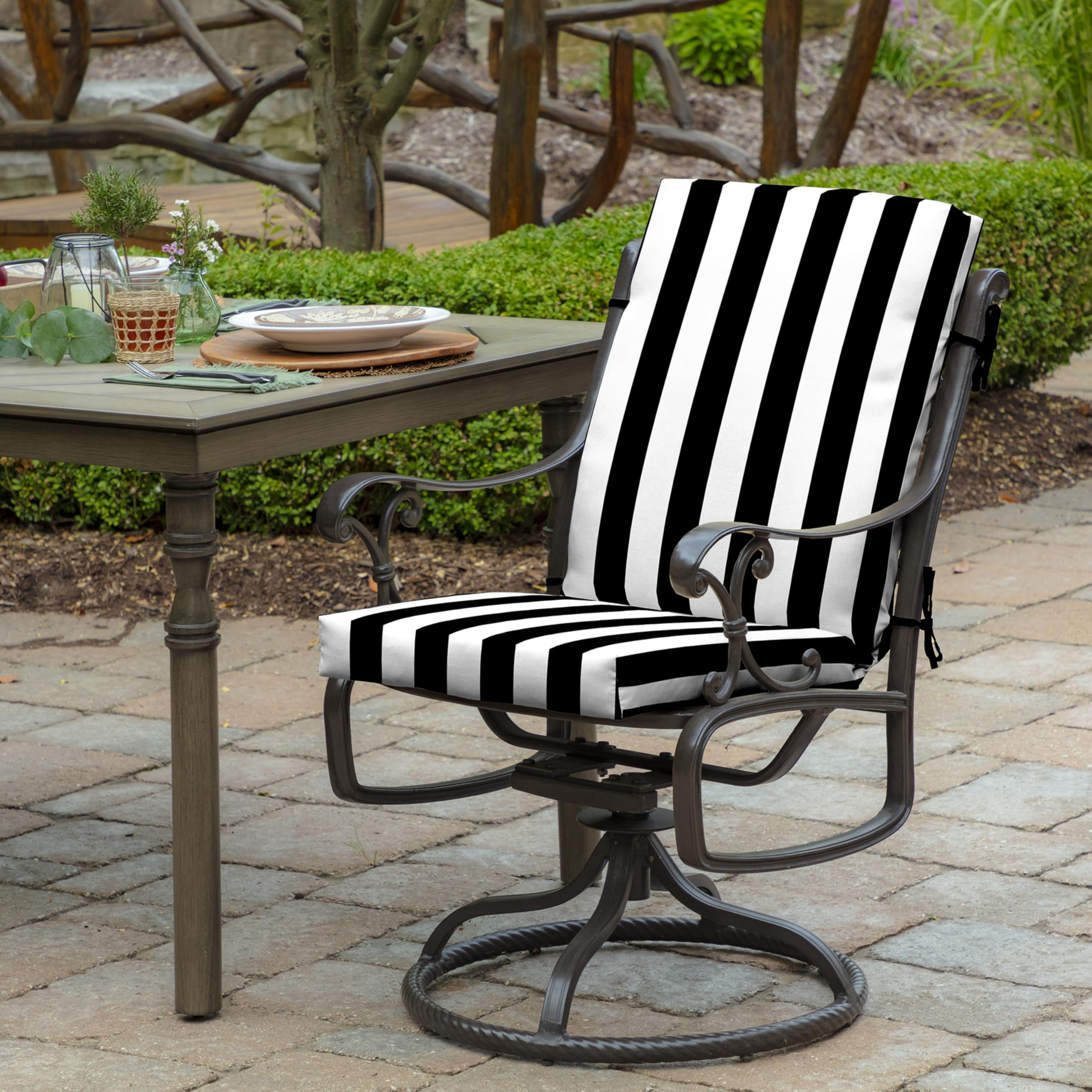 Close-up of Arden Selections Outdoor Chair Cushion fabric texture