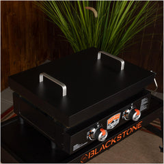 Close-up of BLACKSTONE Griddle Cover handles