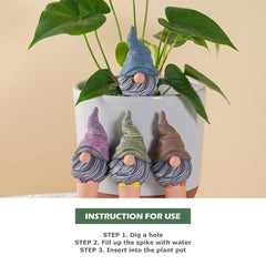 Close-up of CZWL&HG watering spike with attached bottle