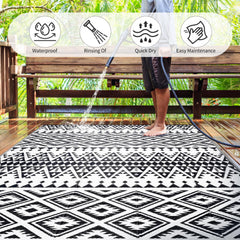 Close-up of DiiKoo outdoor rug showing texture and pattern