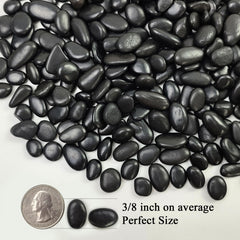 Close-up of FANTIAN black pebbles showing smooth texture