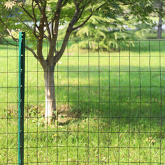 Close-up of FOREHOGAR wire fence showing 2"x3" mesh