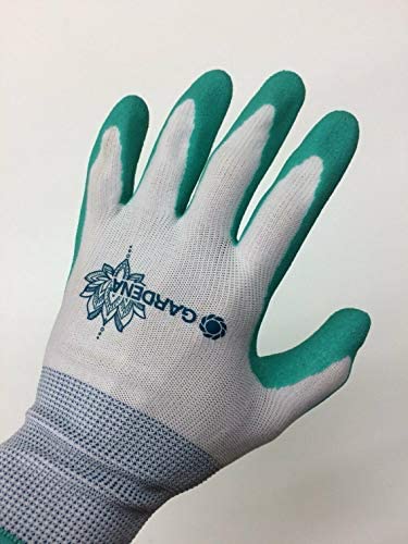Close-up of Gardena Latex Gardening Gloves material