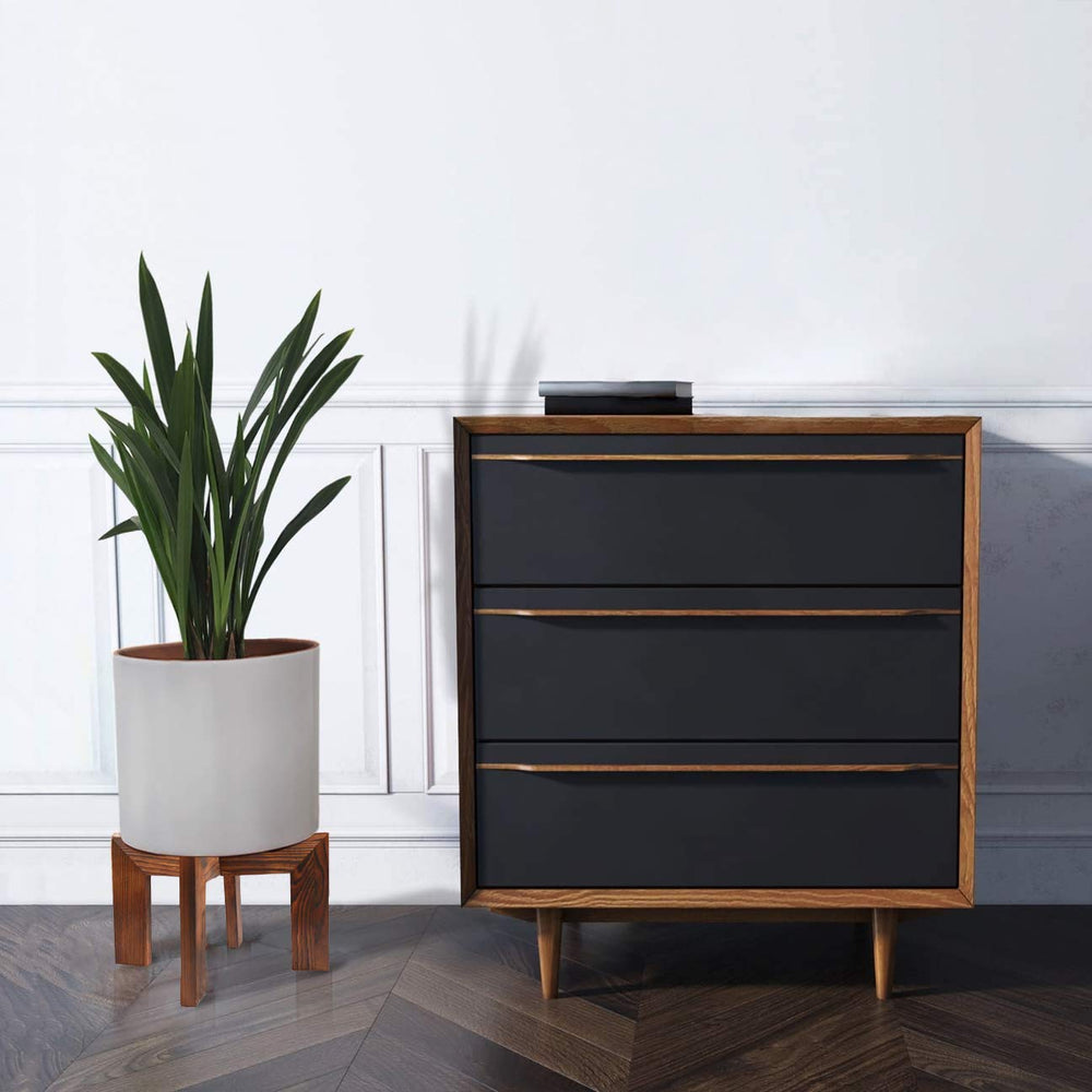 Close-up of Gendral Forwepup Wood Plant Stand's wooden texture