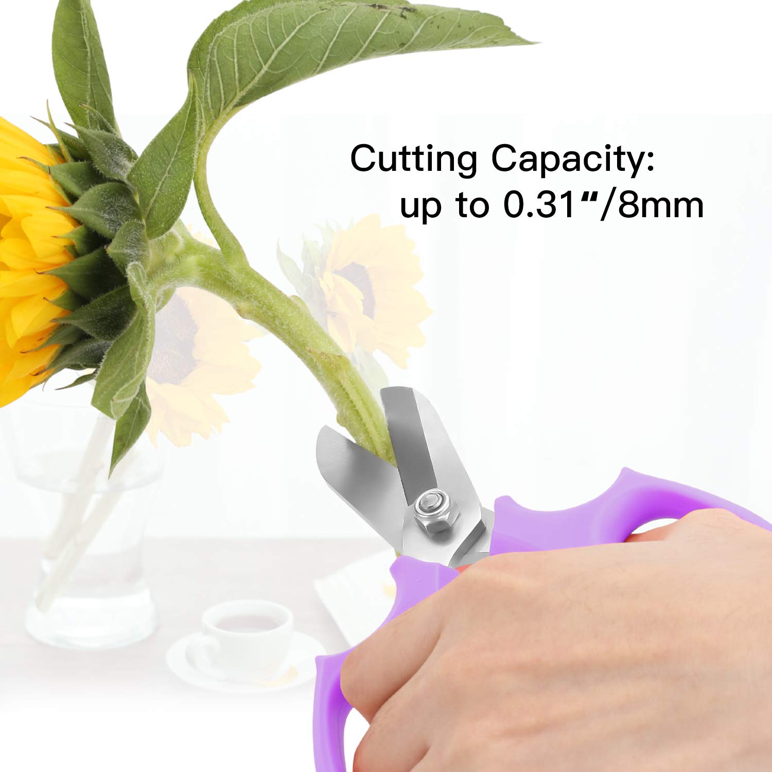 Close-up of Housolution Flower Scissors ergonomic handle