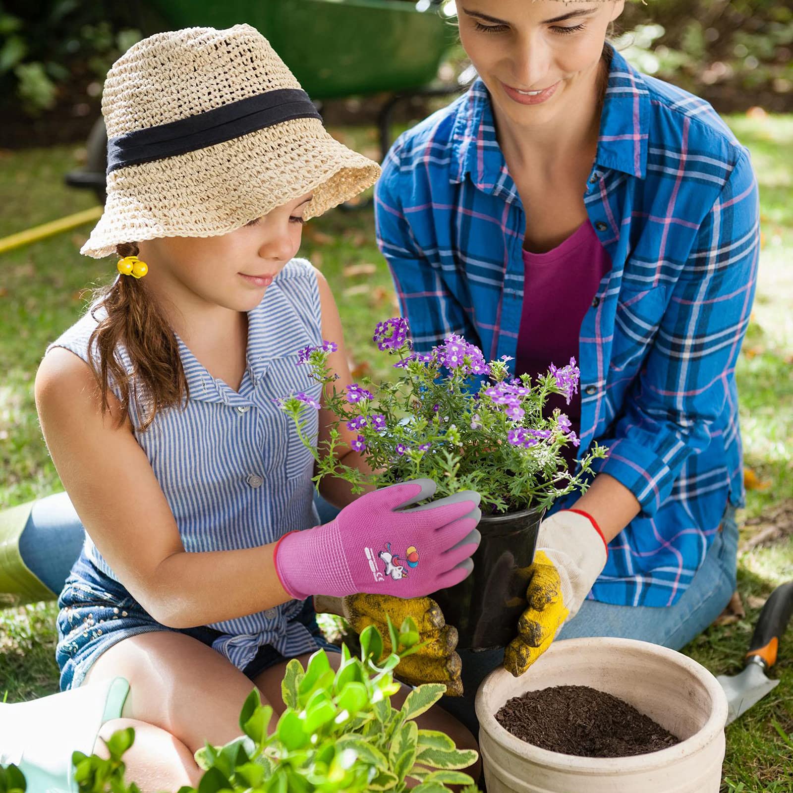 Close-up of KDK Kids Gardening Gloves with latex coated palm
