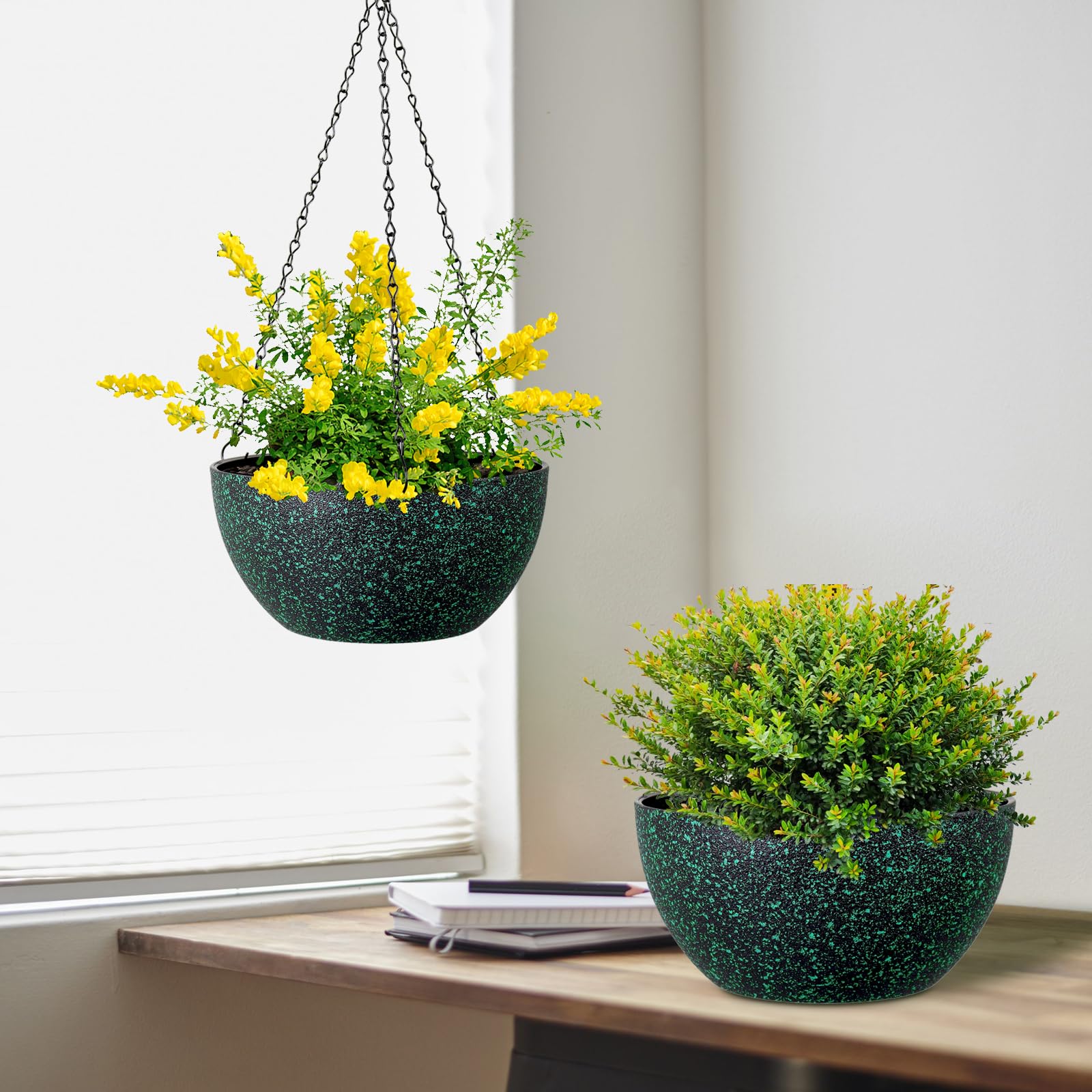 Close-up of Meowell hanging planter texture and colour