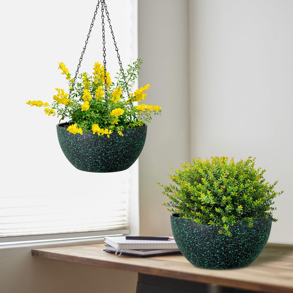 Close-up of Meowell hanging planter texture and colour
