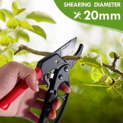 Close-up of MEPEREZ shears cutting through a branch