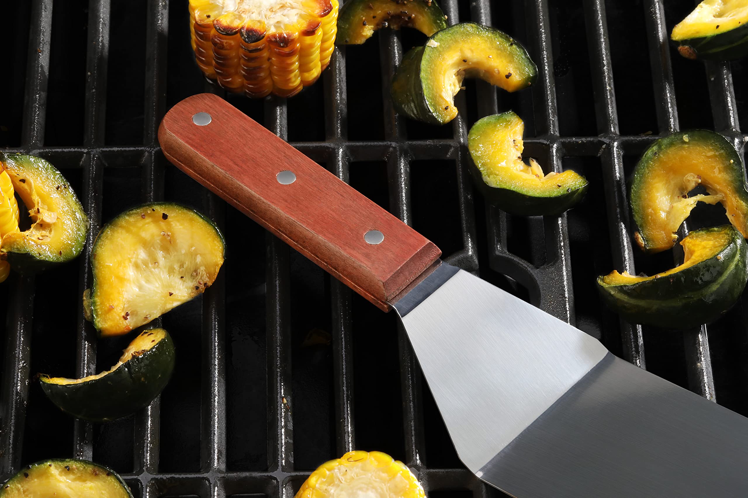 Close-up of New Star Foodservice Grill Turner blade