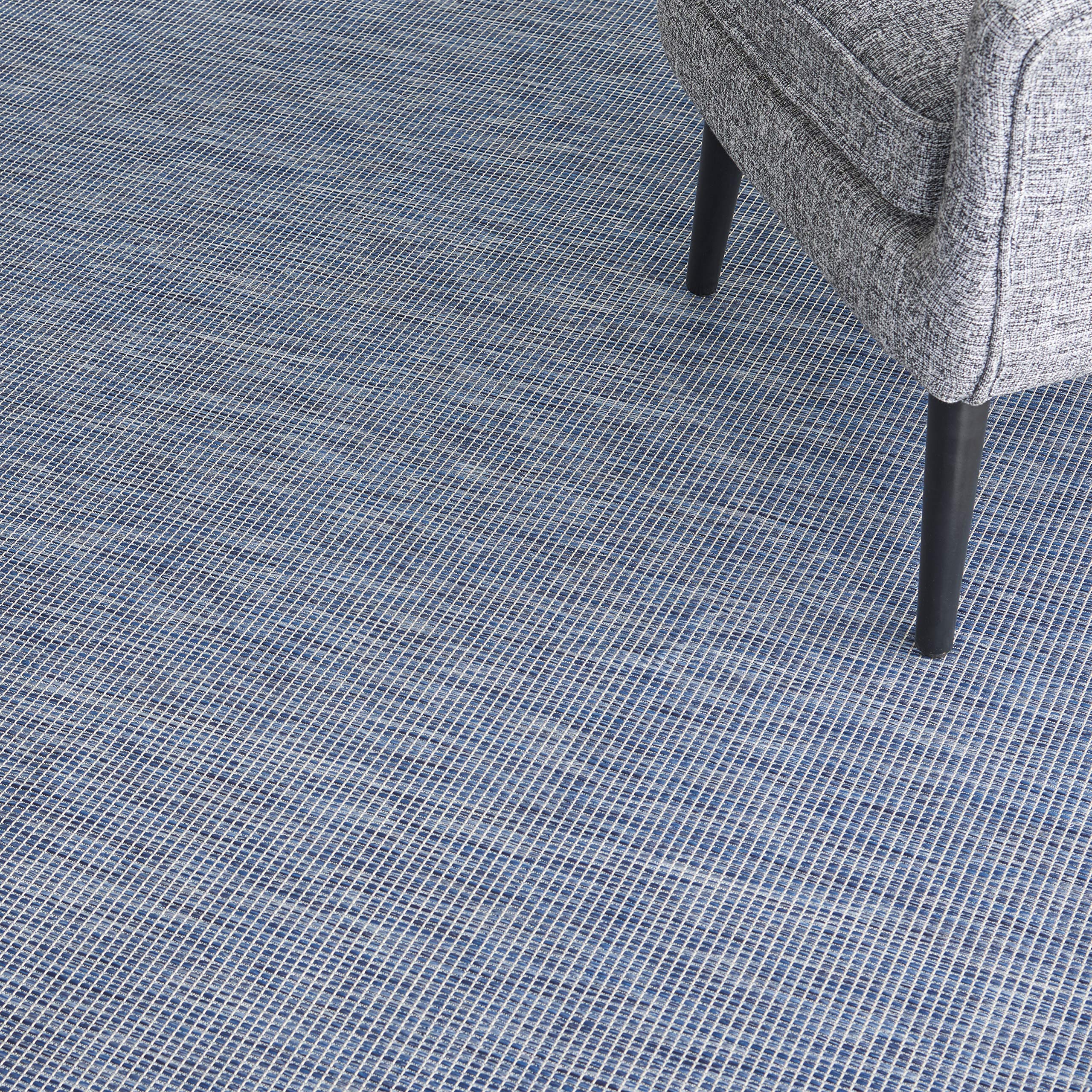 Close-up of Nourison Positano rug texture and material