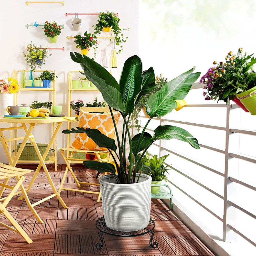 Close-up of NSYOOMH metal plant stand legs