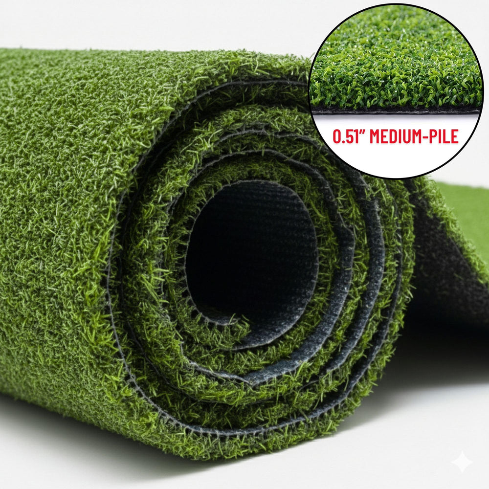 Close-up of Ottomanson 31-inch Artificial Grass Rug texture