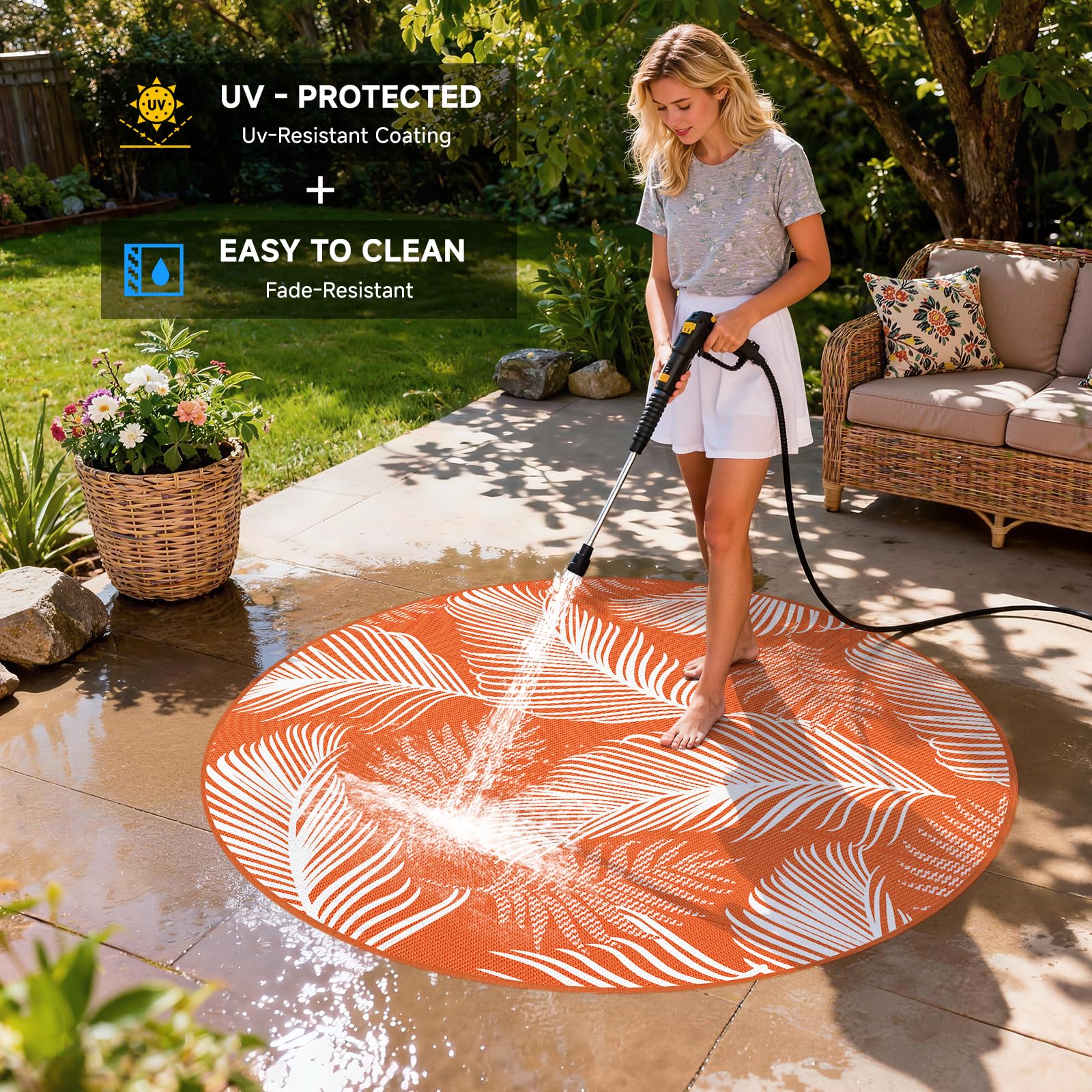 Close-up of Pauwer outdoor rug's polypropylene material
