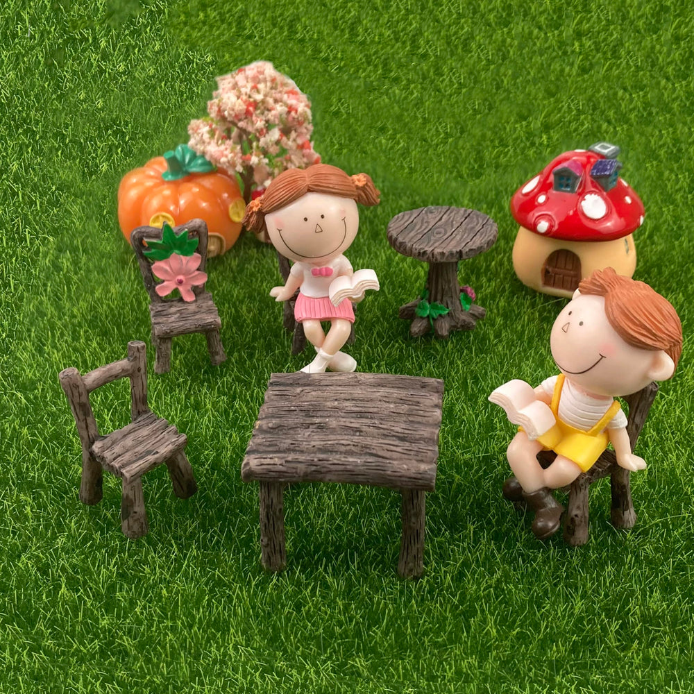 Close-up of PIVNASY Miniature Table and Chairs Set