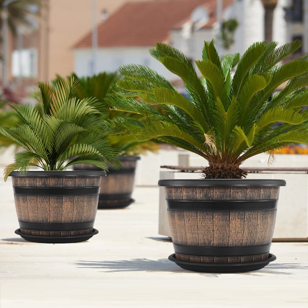 Close-up of Quarut planter pot's retro wine barrel design