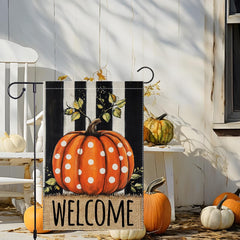 Close-up of RMXJKIIU garden flag showing welcome message