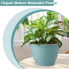 Close-up of RooTrimmer 11 inch plastic flower pot