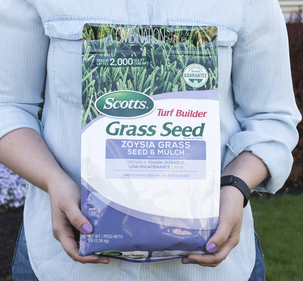 Close-up of Scotts Zoysia Grass Seed & Mulch showing mulch and seed