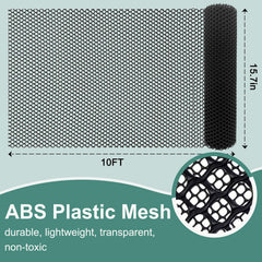 Close-up of SKWIRRLE Chicken Plastic Wire Fencing Mesh texture