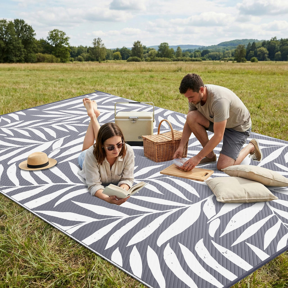 Close-up of Smiry Outdoor Rug texture