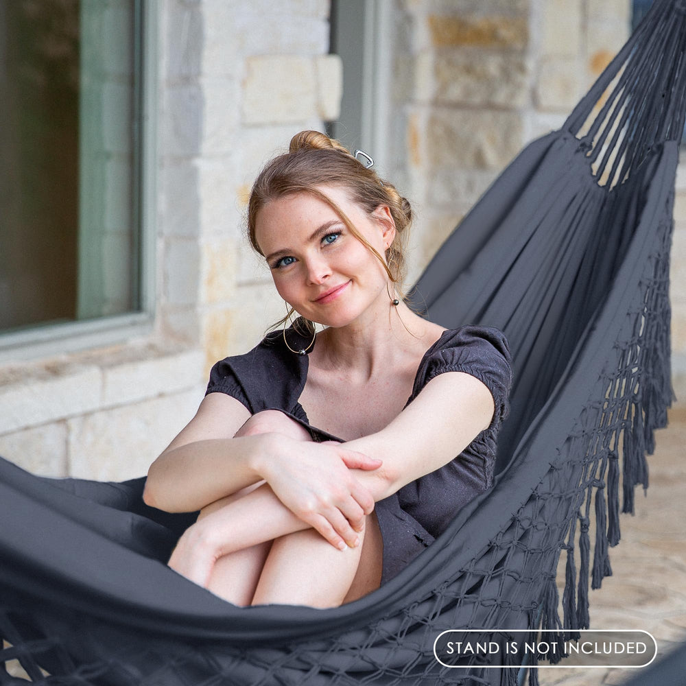 Close-up of SUNCREAT Hammock's handcrafted ropes