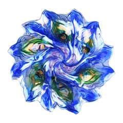 Close-up of the blue flower bowl of VCUTEKA Glass Bird Bath
