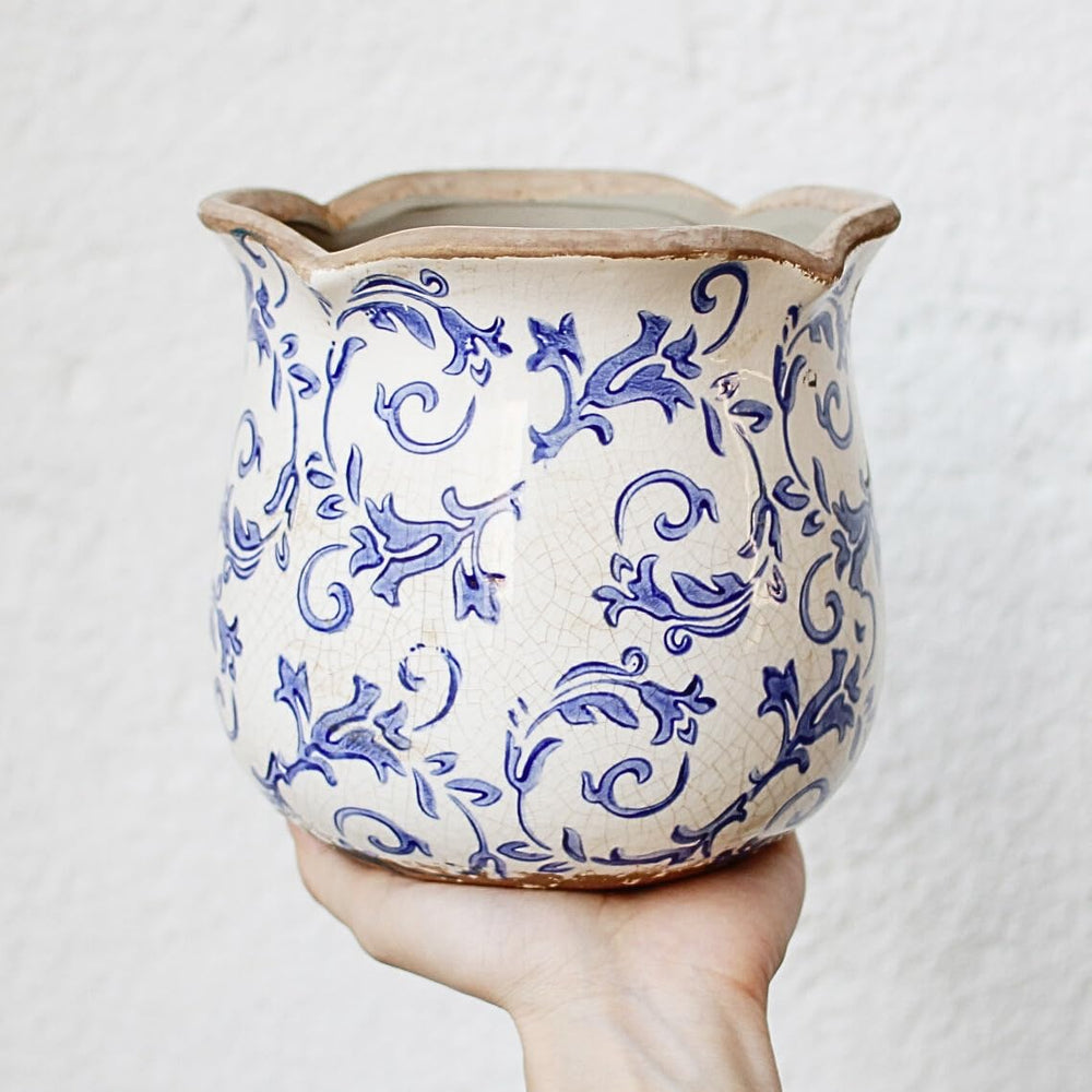 Close-up of the ceramic texture of Xiaan Jiaju Planter