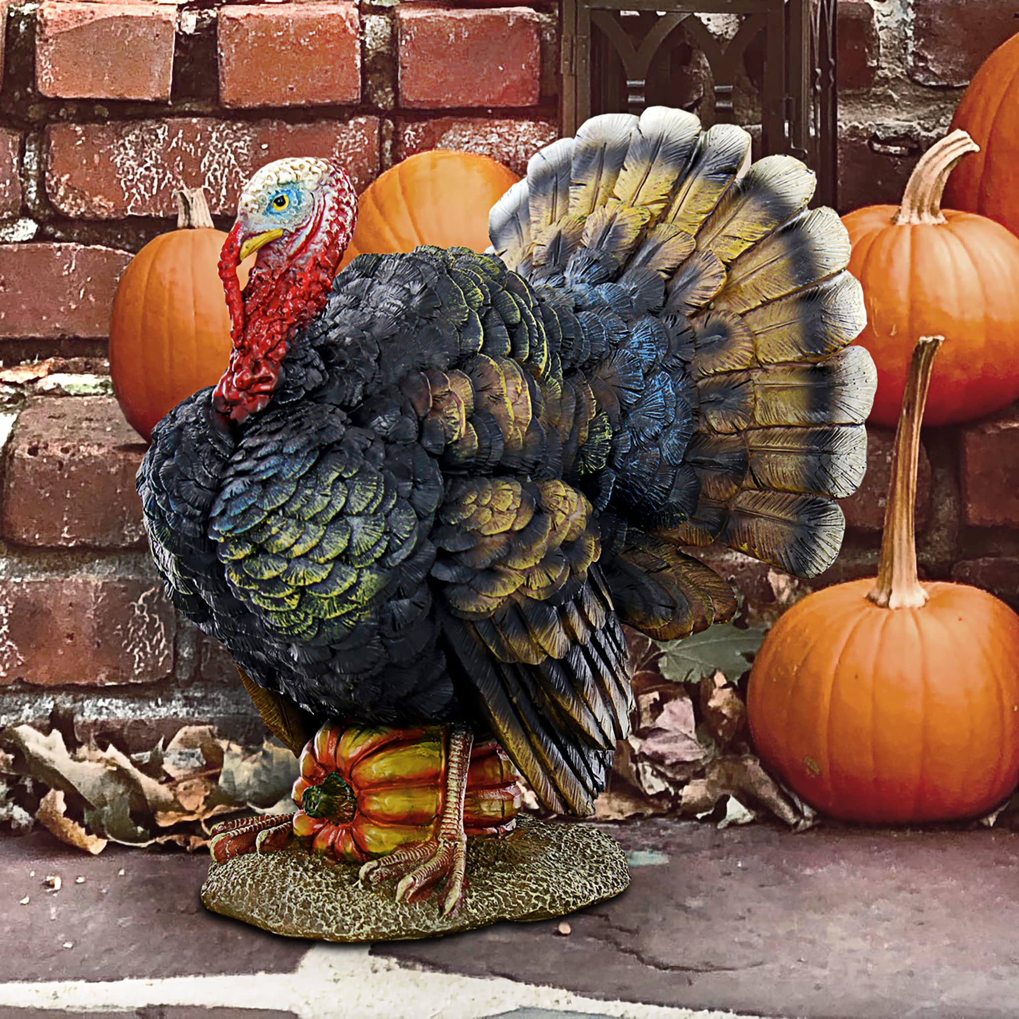 Close-up of the detailing on Design Toscano North American Turkey Statue