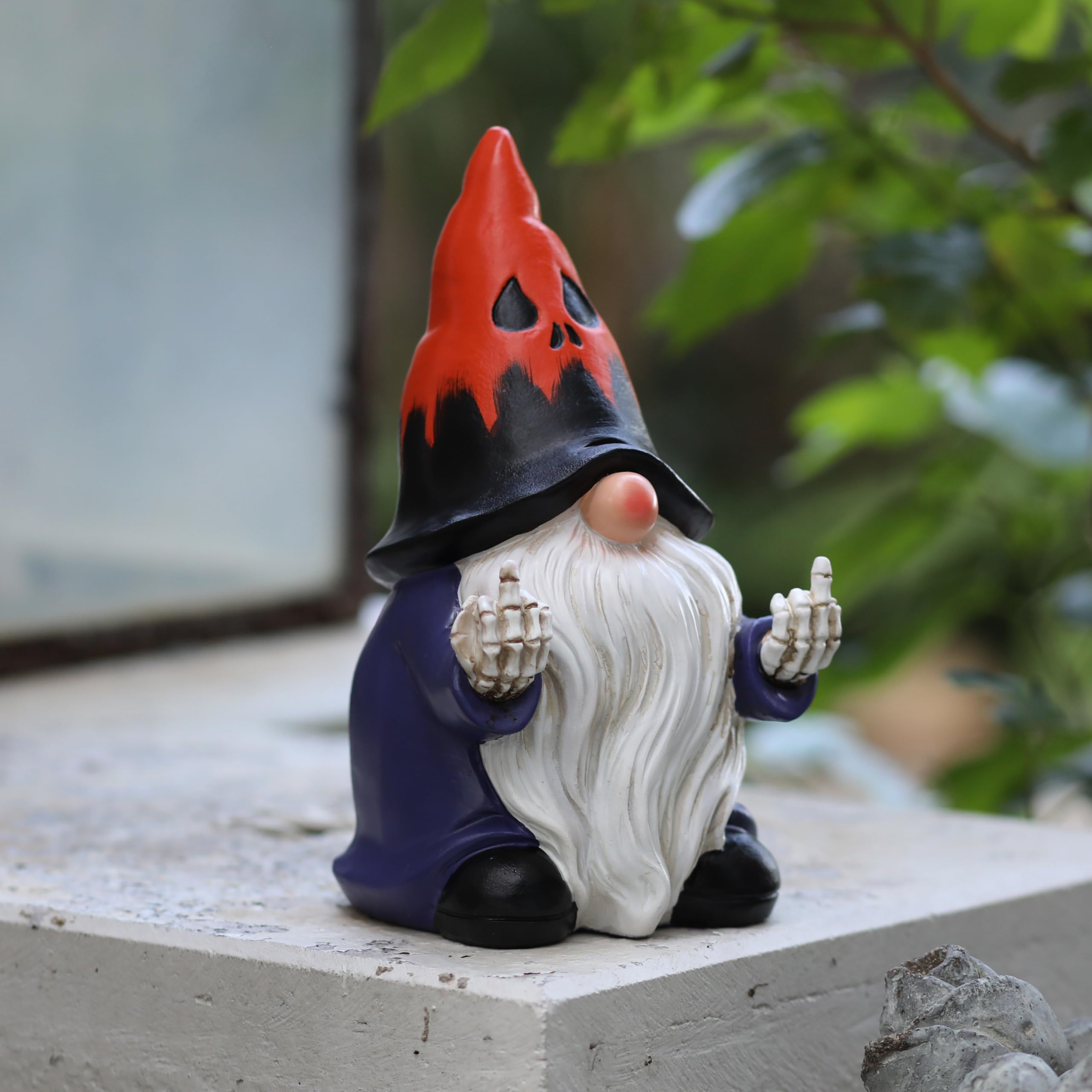 Close-up of the gnome's detailed paintwork