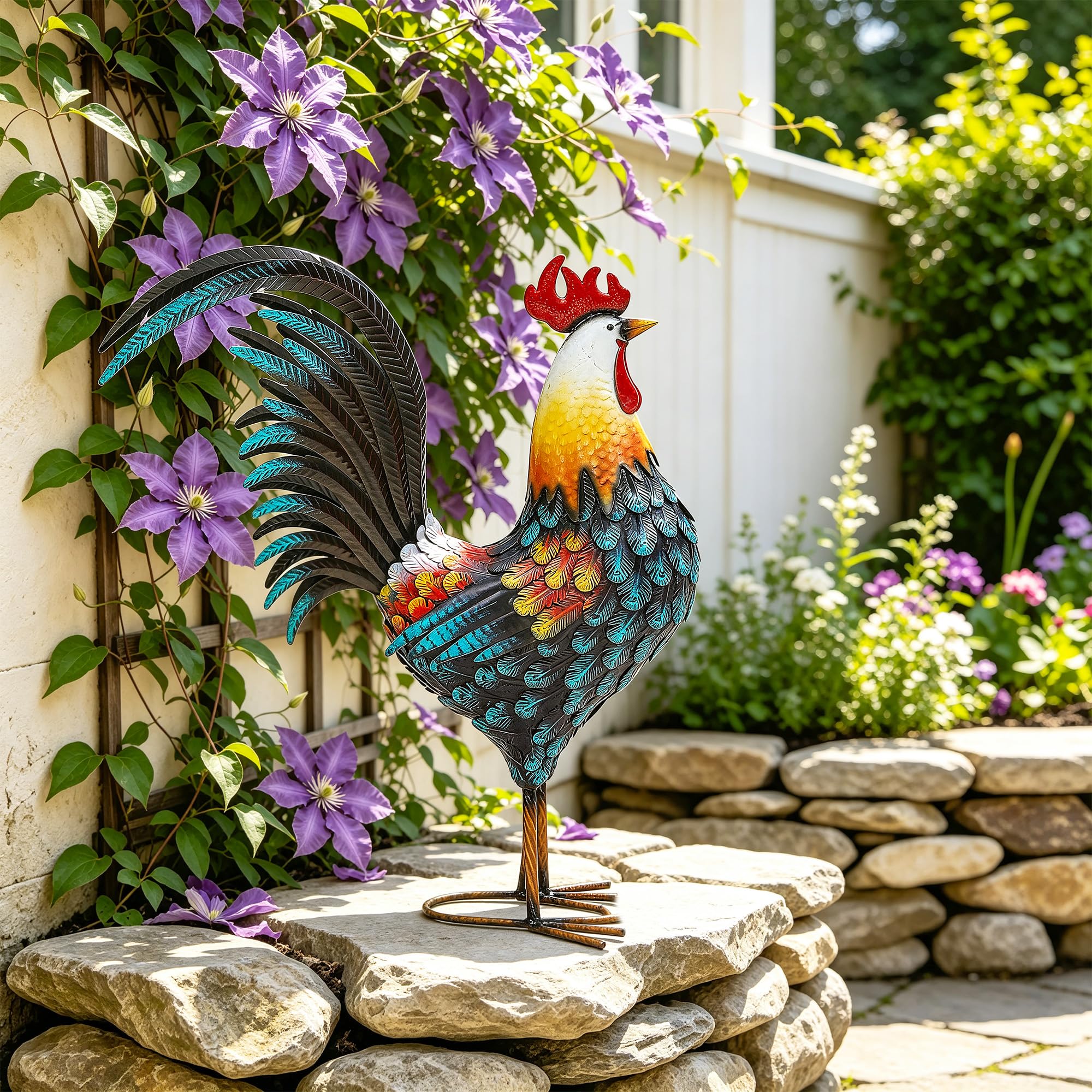 Close-up of the intricate texture of the Autodaya rooster statue