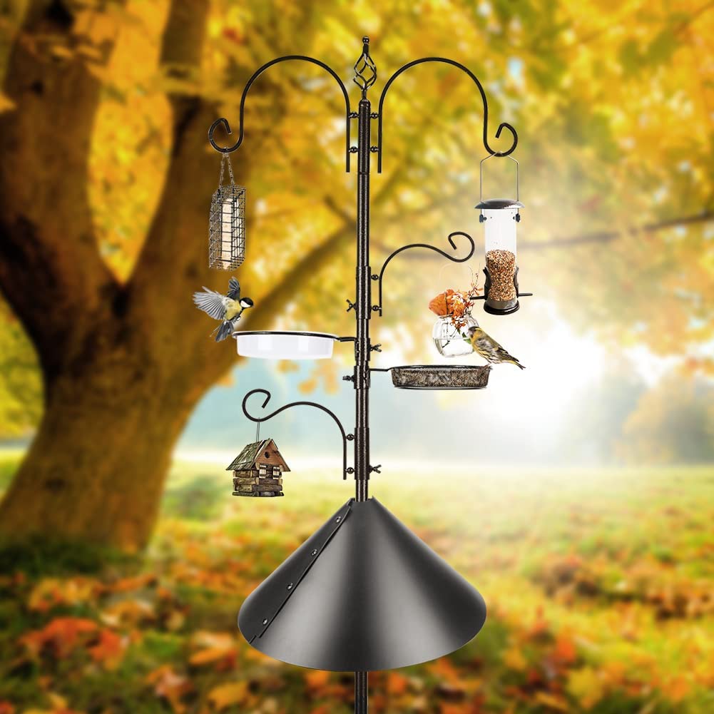 Close-up of the MIXXIDEA bird feeder tray and hooks