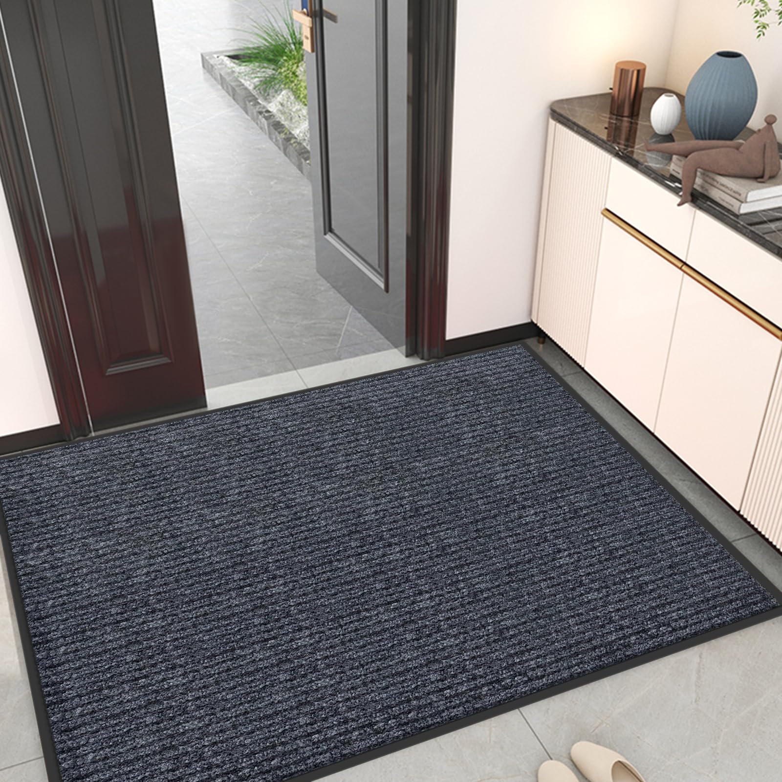 Close-up of the non-slip backing of Kuyal doormat