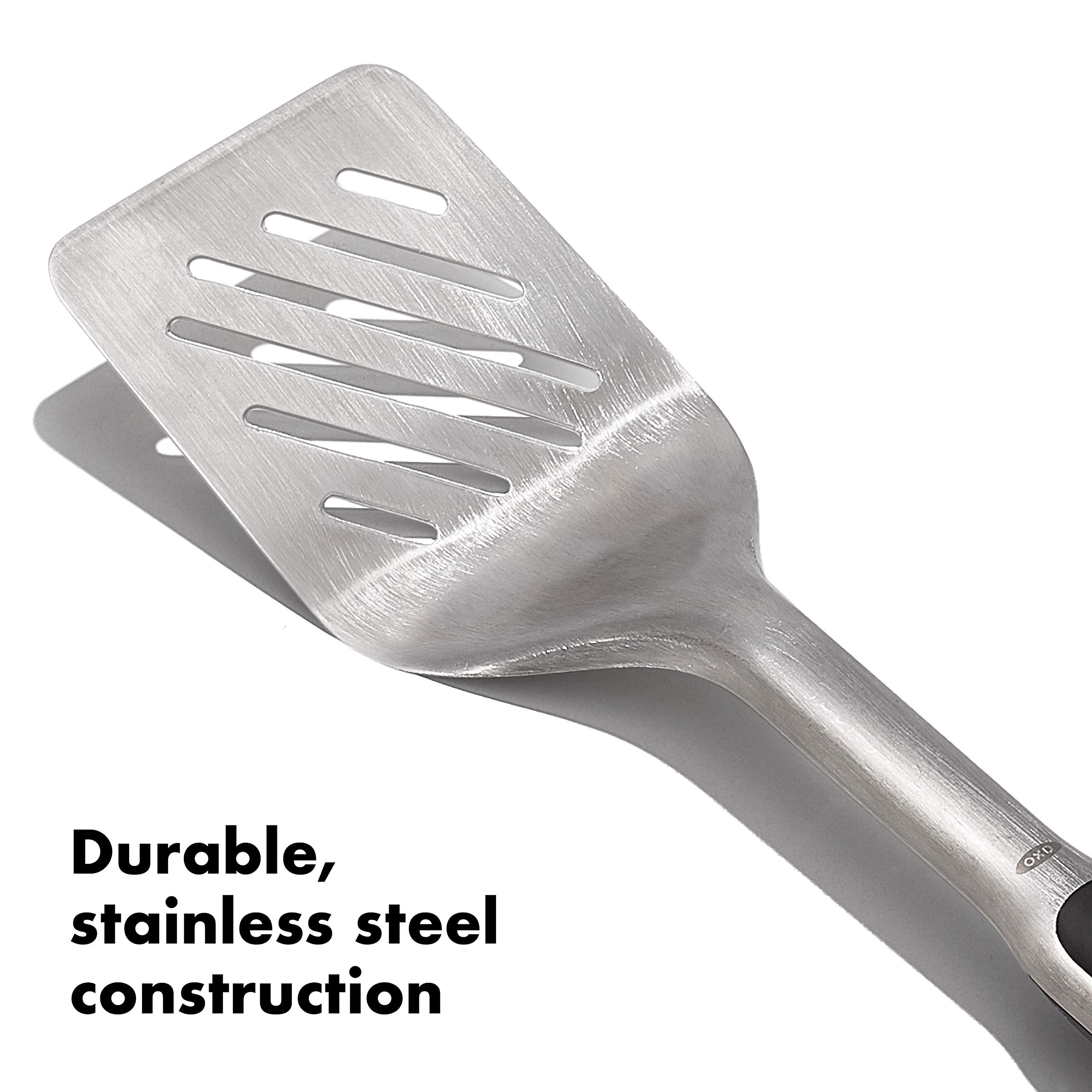 Close-up of the non-slip grip on the OXO Grilling Turner