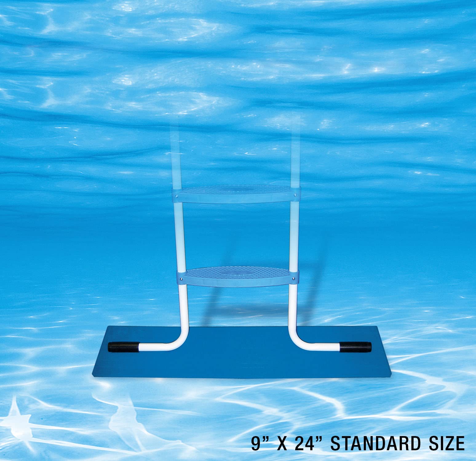 Close-up of the non-slip texture on Poolmaster ladder pad