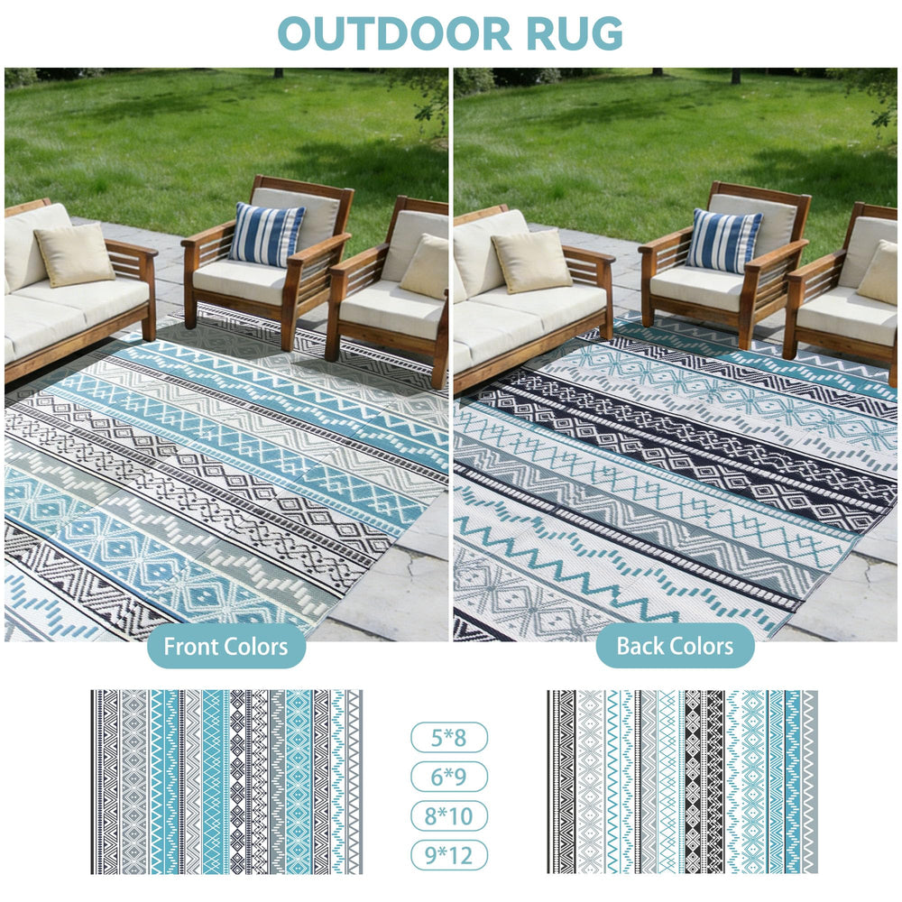 Close-up of the Strickland Home Outdoor Rug's plastic straw weave