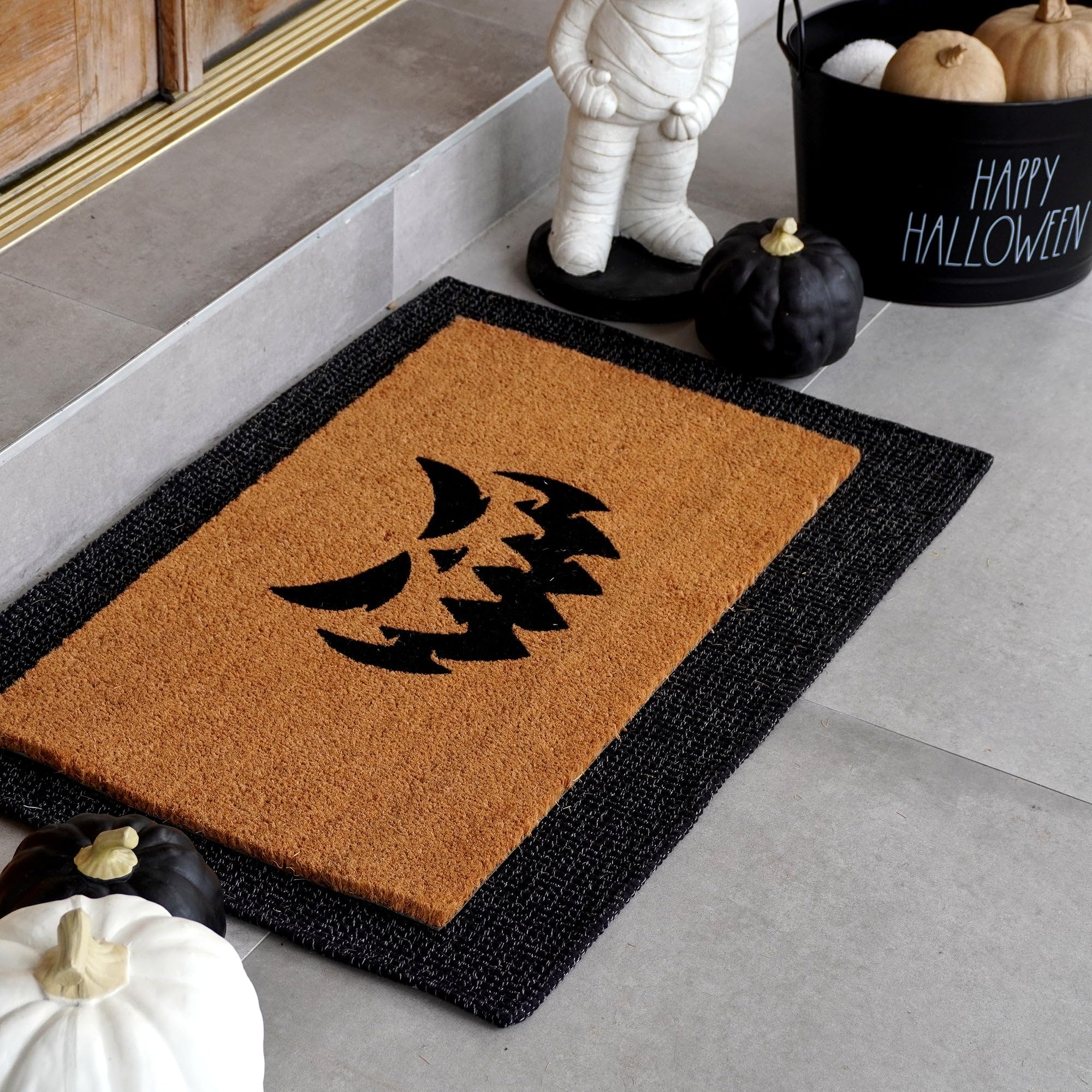 Close-up of THEODORE MAGNUS Halloween Door Mat coir fibers