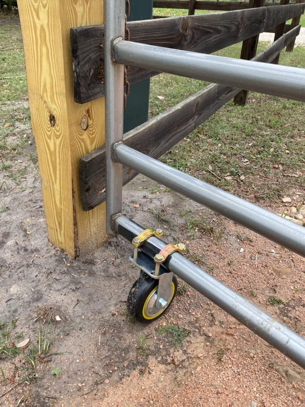 Close-up of TOOPTATE gate wheel showing anti-slip design