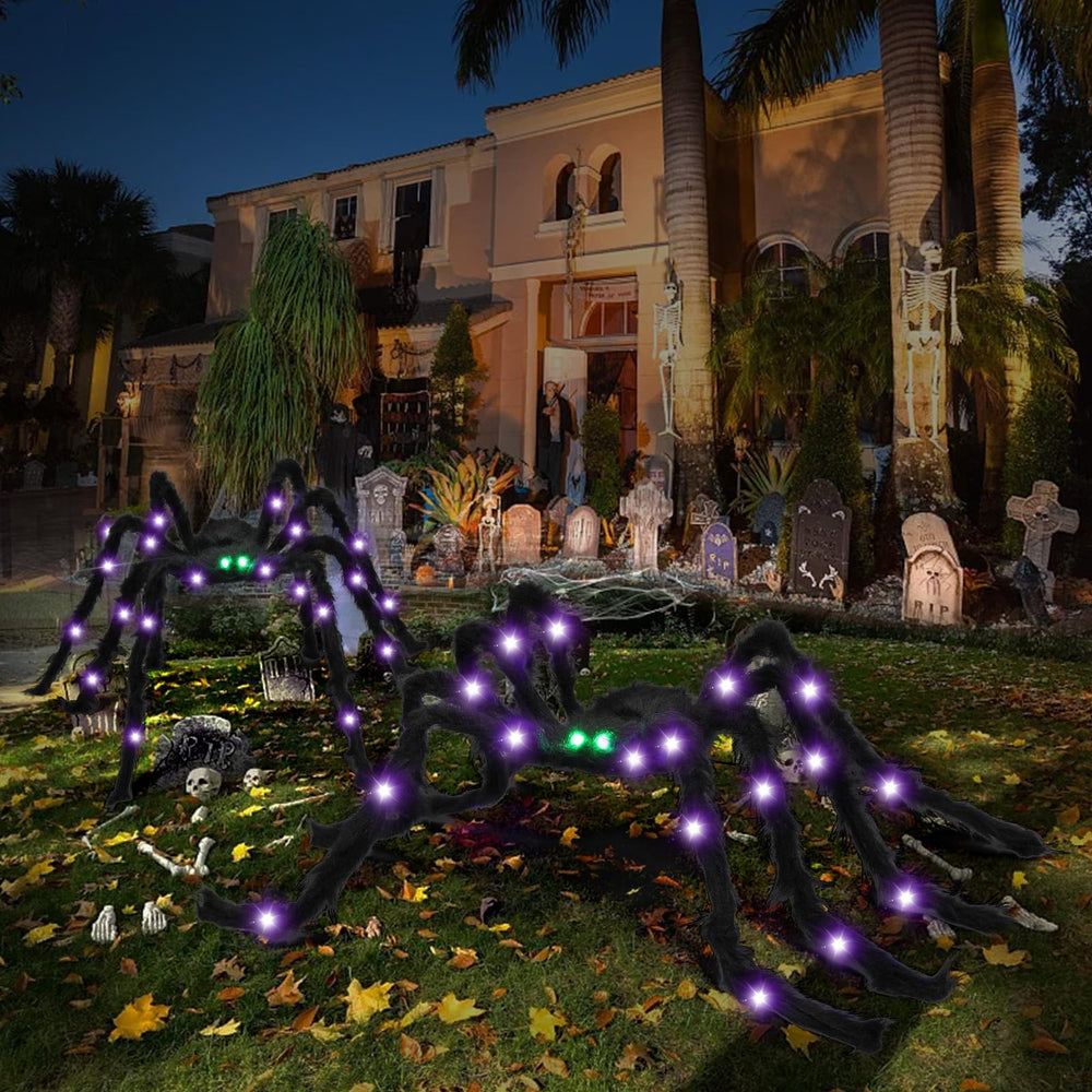 Close-up of VOMAOK Halloween Spider's green eyes and LED lights